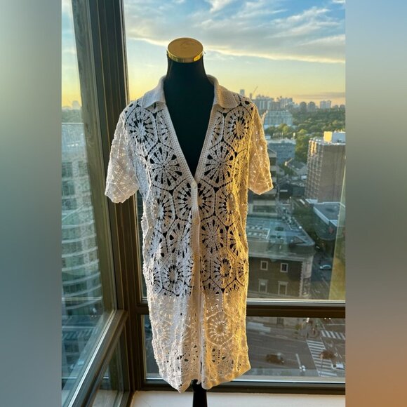 FARM Rio Dresses & Skirts - 🆕 FARM Rio 🧿 NWOT White Semisheer Floral Button-Up Crochet Cover-Up Dress, M